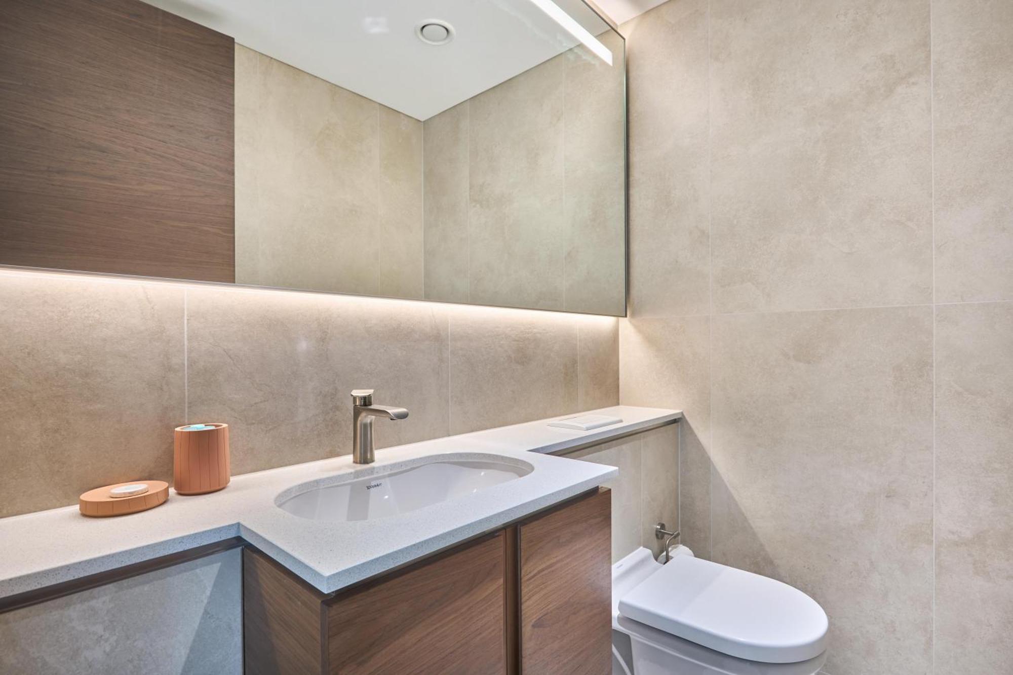 By Latinem Luxury 1br Cvg 4204 Near Burj Khalifa Dubai