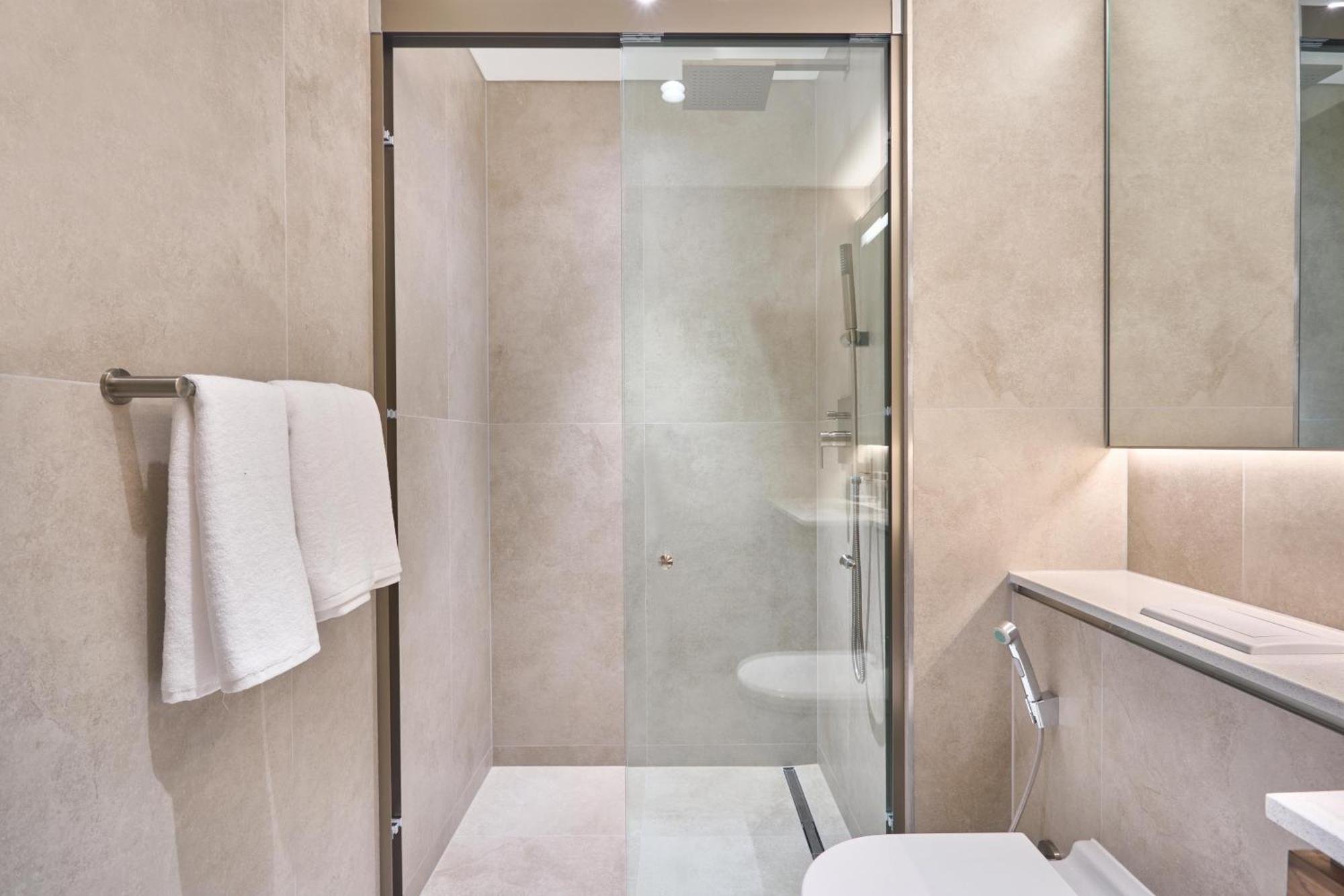 Apartment By Latinem Luxury 1br Cvg 4204 Near Burj Khalifa