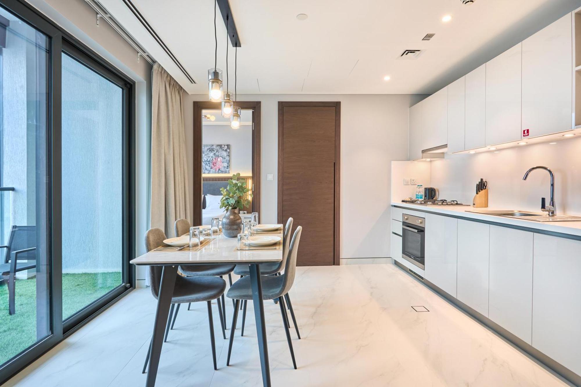 By Latinem Luxury 1br Cvg 4204 Near Burj Khalifa Apartment *