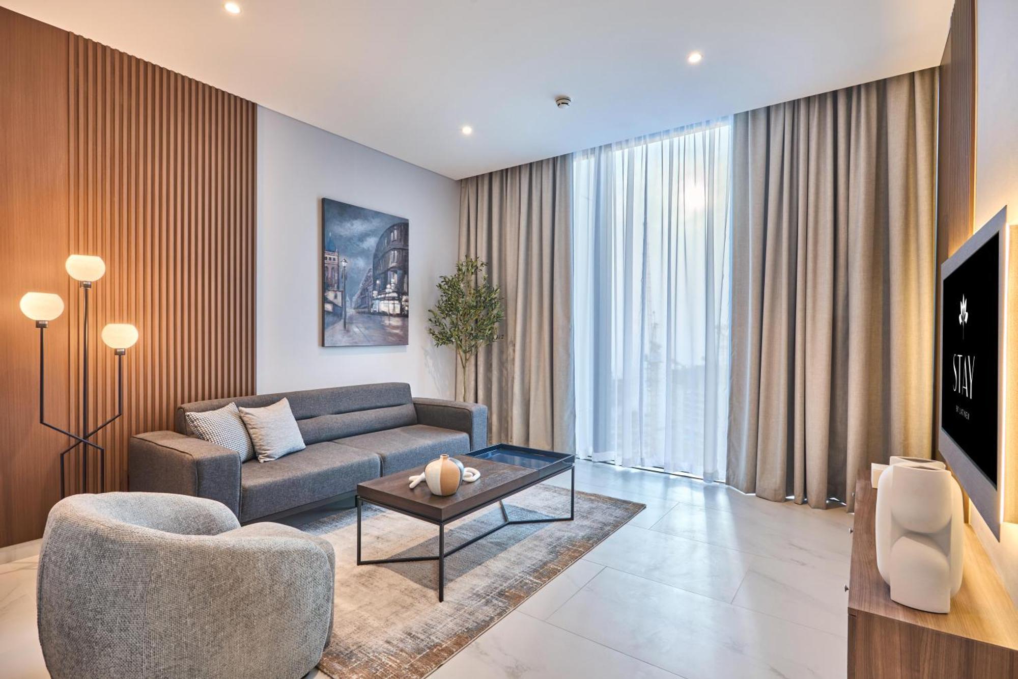 Apartment By Latinem Luxury 1br Cvg 4204 Near Burj Khalifa *